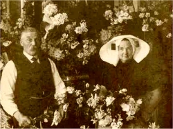 My great grandparents, Jan Kloosterman and his wive Jannetje Slabbekoorn at their 50e wedding anniversary. 